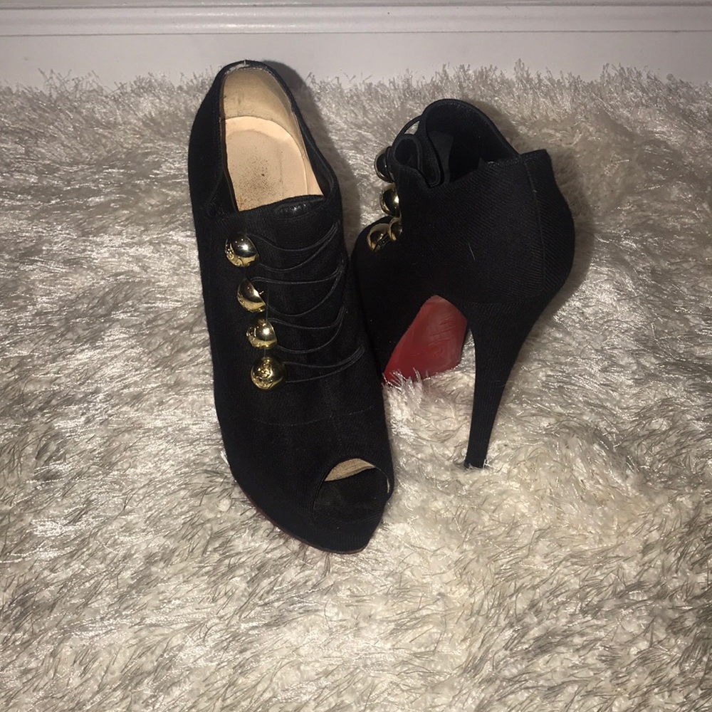 Authentic Christian Louboutin heels!